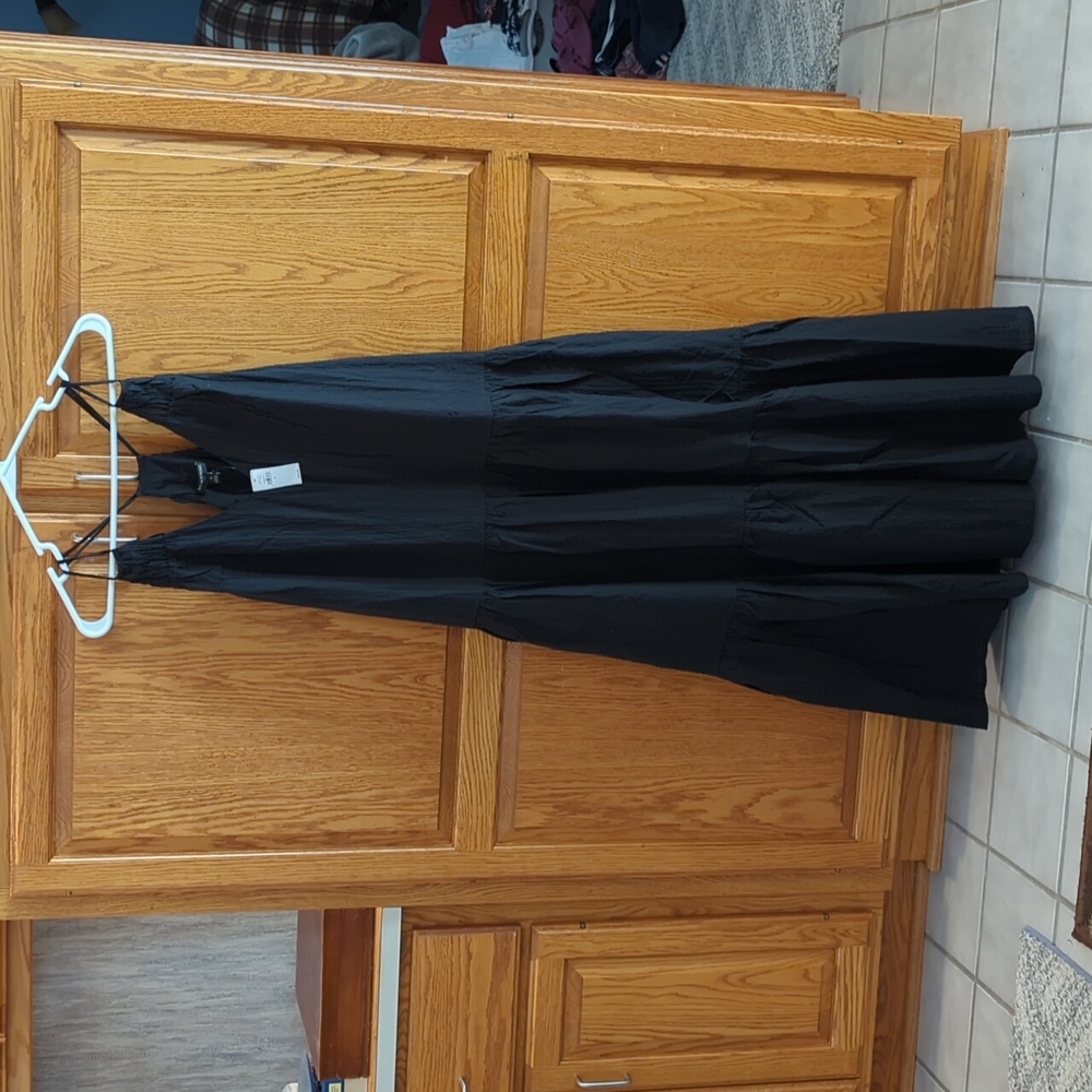 Banana Republic black maxi dress size S